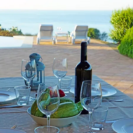 Dammusi I Jardina Villa *